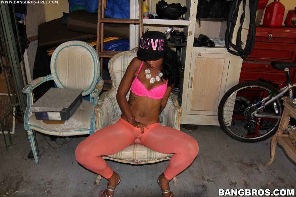 Bangbros 'Sexy petite ebony knows to fuck' starring Harley Dean (Photo 48)