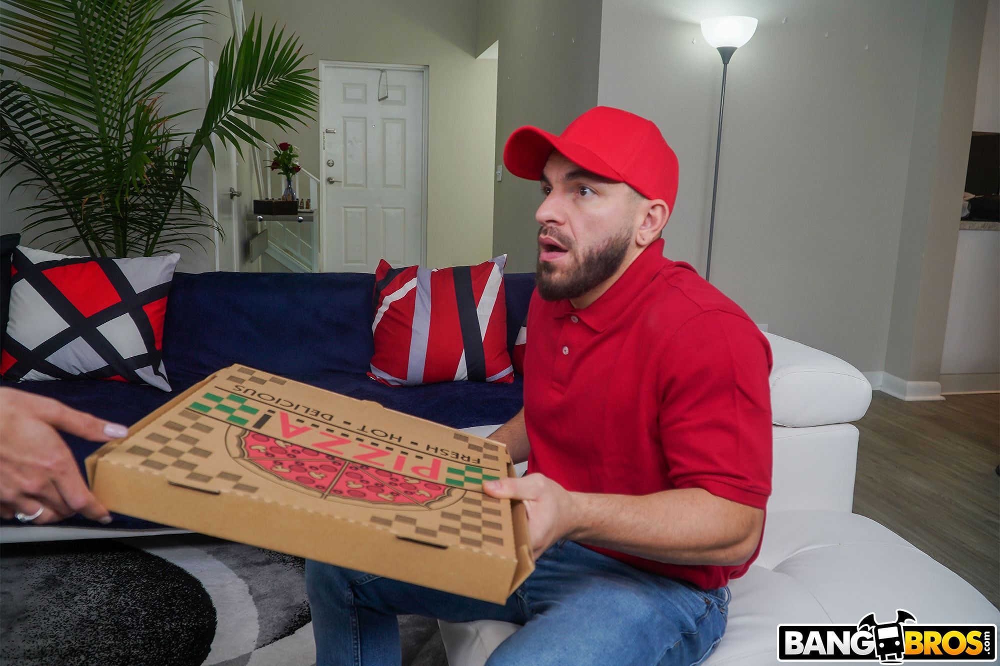Bangbros 'Pizza Guy Caught in 4K' starring Macy Meadows (Photo 260)