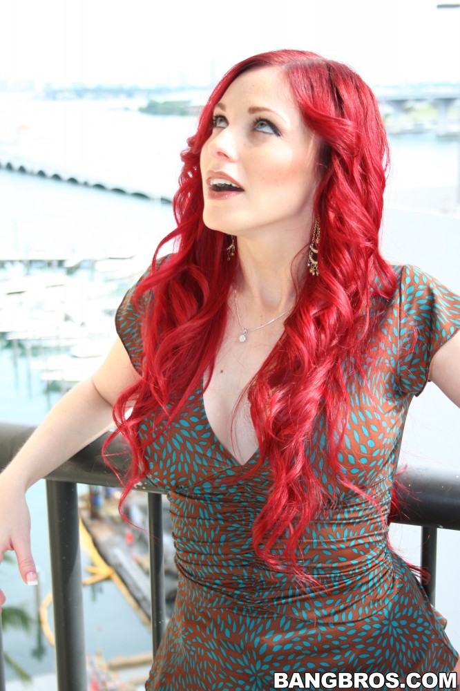 Bangbros 'Red-Head Blows My Mind!' starring Neesa (Photo 5)