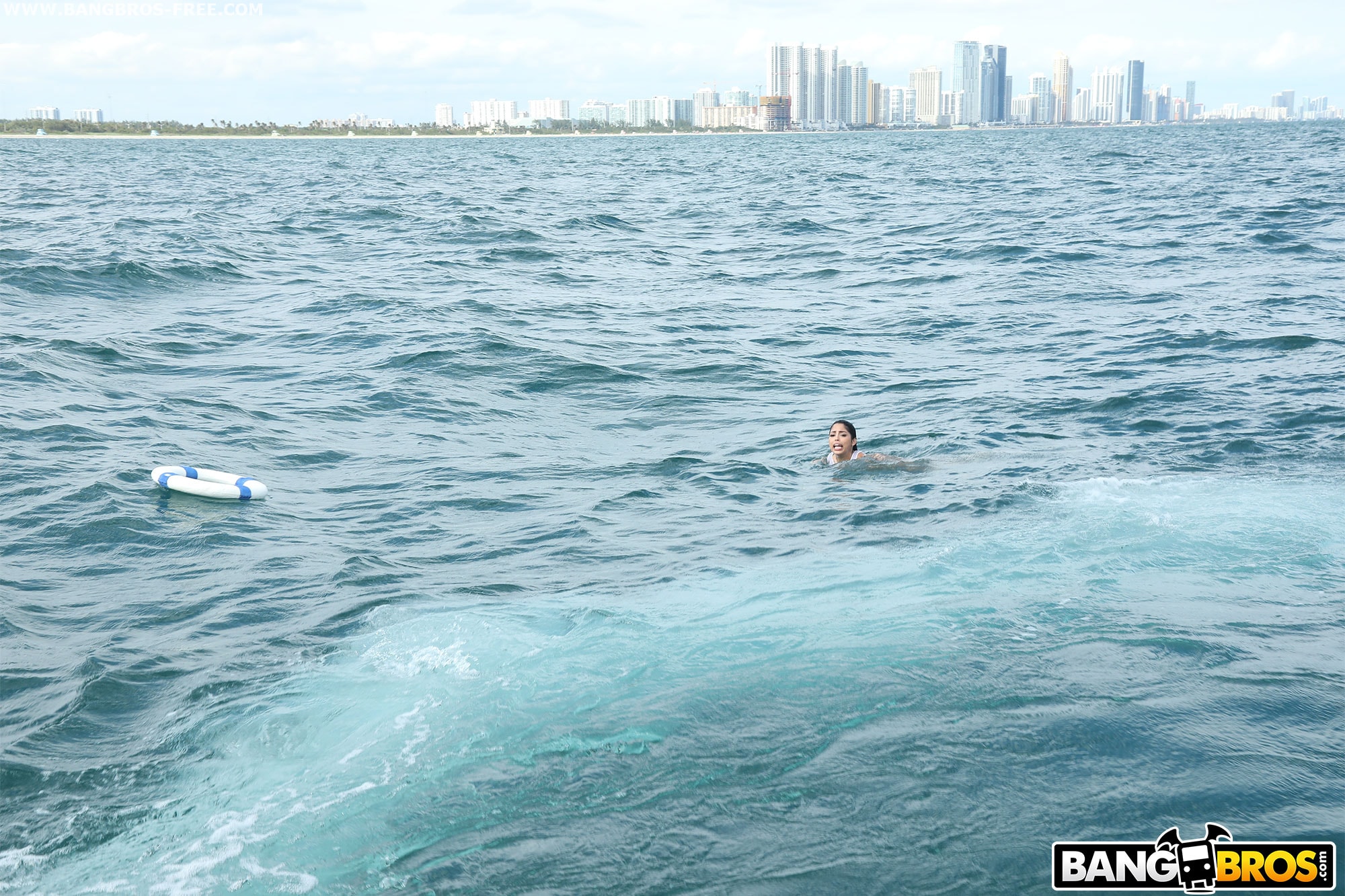 Bangbros 'Cuban Hottie Gets Rescued at Sea' starring Vanessa Sky (Photo 240)